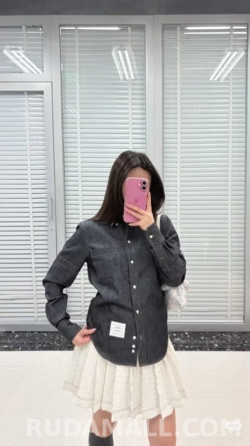 톰브라운 톰브라운 데님 슬리브 탭 셔츠 상세 이미지