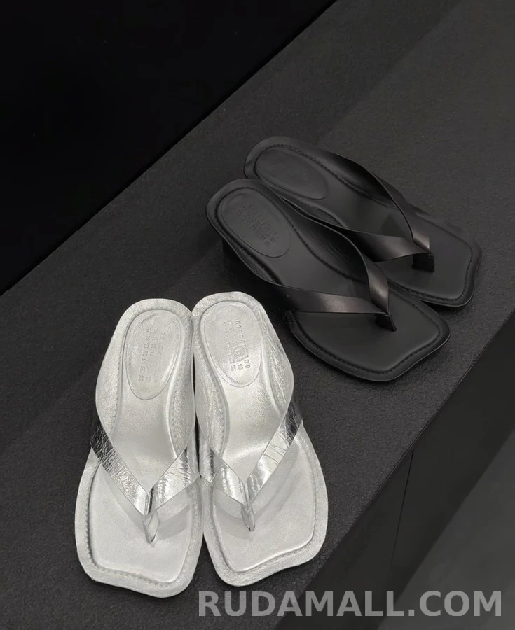 메종 마르지엘라 메종마르지엘라 스퀘어토 힐 플립플랍 상세 이미지