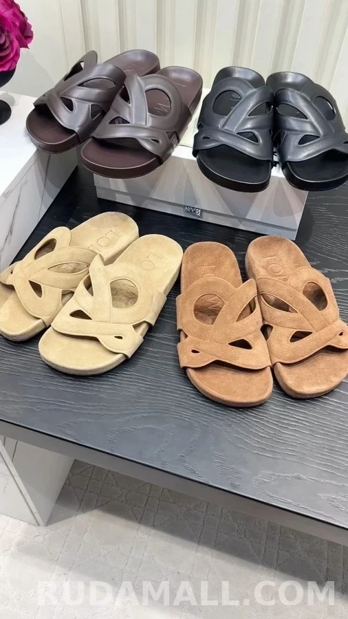 로에베 로에베 컷아웃 레더 슬라이드 샌들 상세 이미지