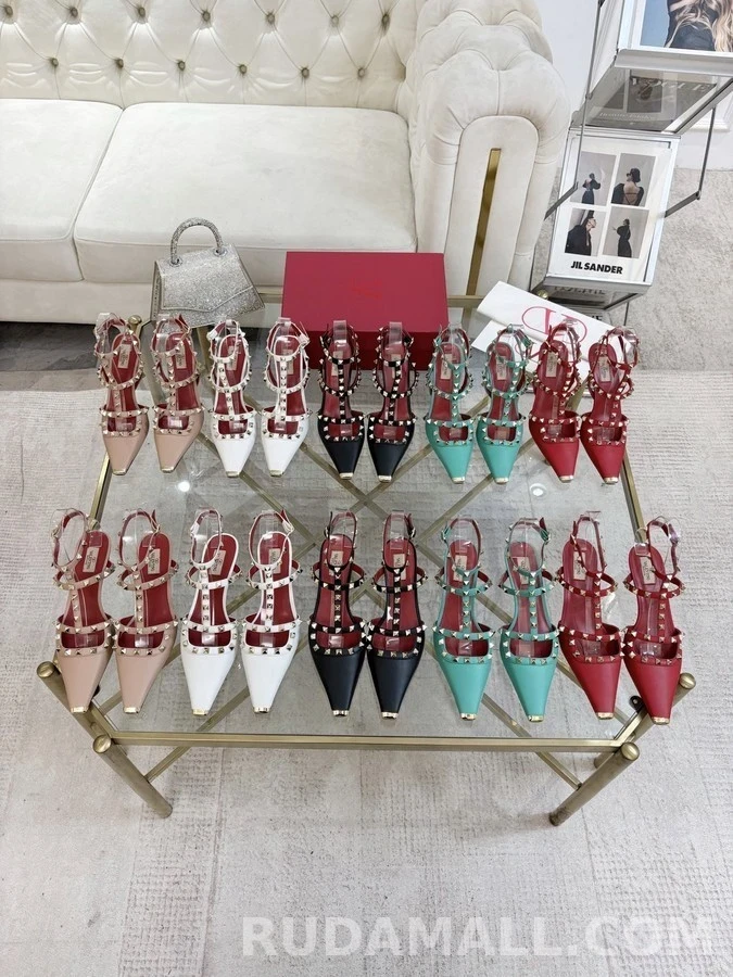 발렌티노 발렌티노 락스터드 T스트랩 펌프스 상세 이미지