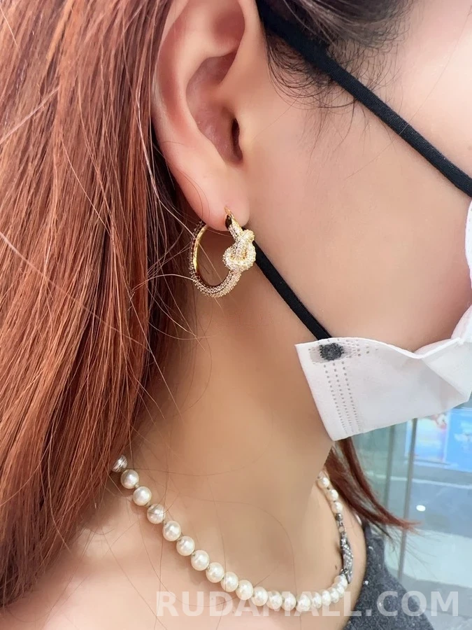 셀린느 셀린느 파베 매듭 후프 귀걸이 상세 이미지