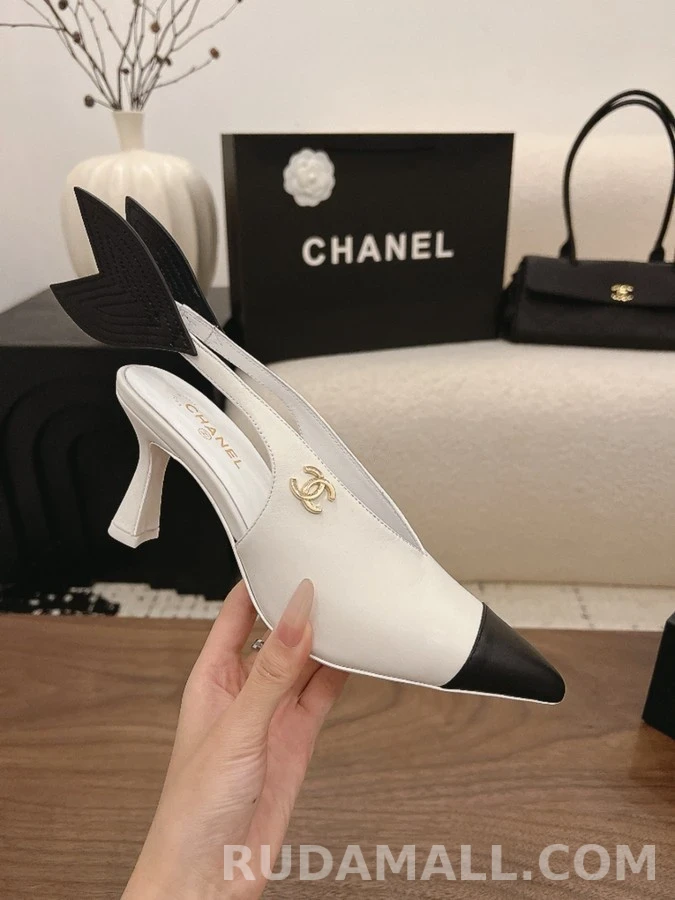 샤넬 샤넬 투톤 핀 디테일 슬링백 힐 상세 이미지