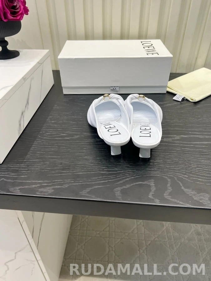 로에베 로에베 트위스트 램스킨 뮬 힐 상세 이미지