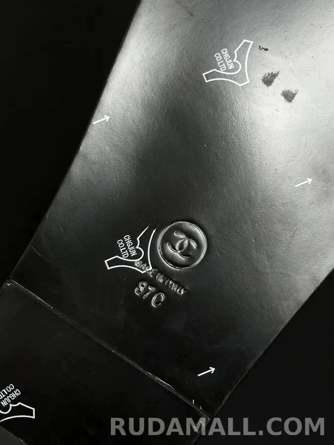 샤넬 샤넬 퀼팅 더블 C 벨크로 뮬 상세 이미지