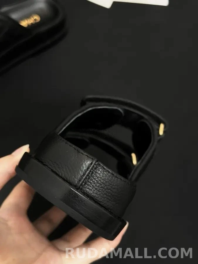 샤넬 샤넬 퀼팅 더블 C 벨크로 뮬 상세 이미지