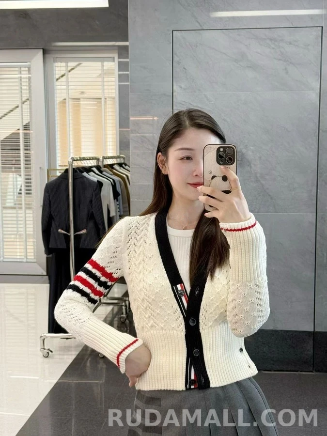 톰브라운 톰브라운 스트라이프 오픈워크 가디건 상세 이미지