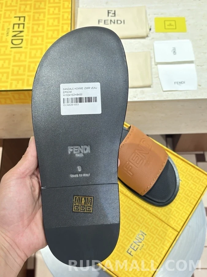 펜디 펜디 레더 엠보 로고 샌들 상세 이미지