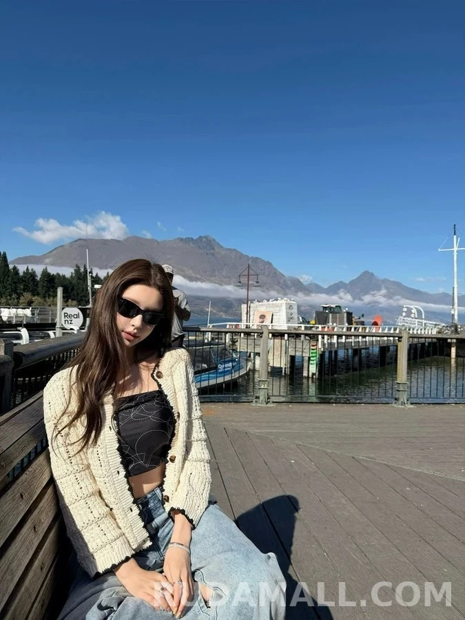 샤넬 샤넬 코바늘 펀칭 라운드넥 가디건 상세 이미지