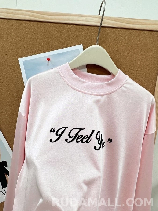 아크네 스튜디오 아크네 스튜디오 I Feel You 레터링 긴팔 티셔츠 상세 이미지