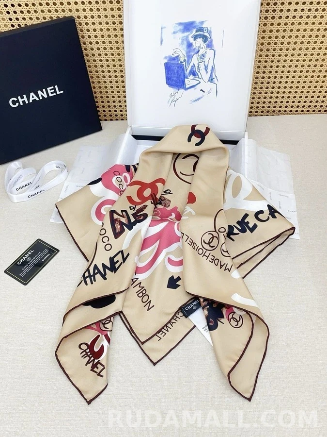 샤넬 샤넬 그래피티 패턴 실크 스카프 상세 이미지