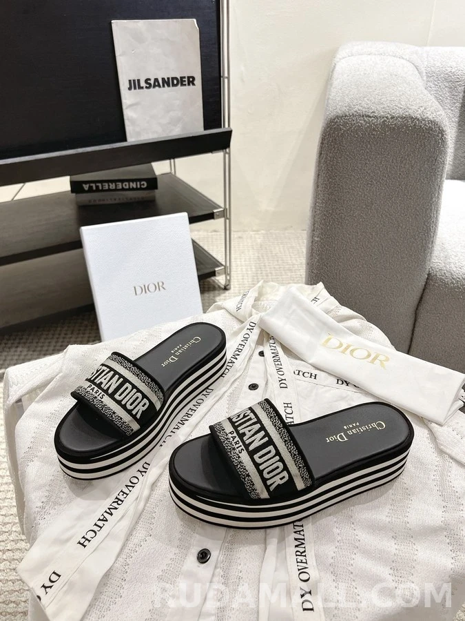 디올 디올 디웨이 스트라이프 플랫폼 샌들 상세 이미지