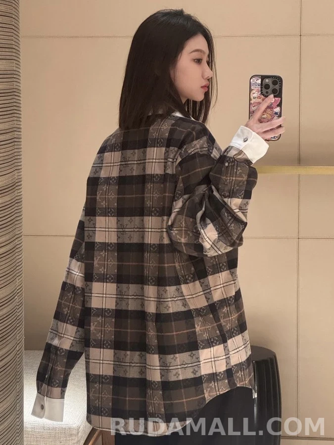 루이비통 루이비통 배색 카라 체크 긴팔 티셔츠 상세 이미지