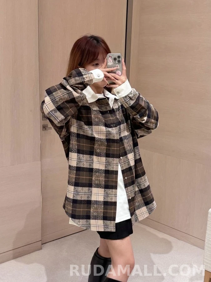 루이비통 루이비통 배색 카라 체크 긴팔 티셔츠 상세 이미지