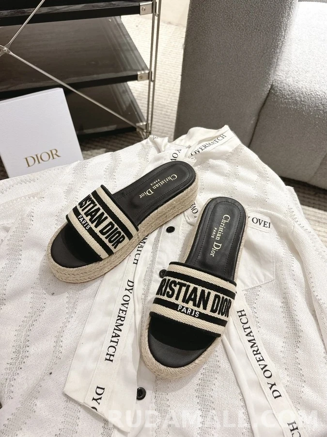 디올 디올 디웨이 레터링 웨지 샌들 상세 이미지