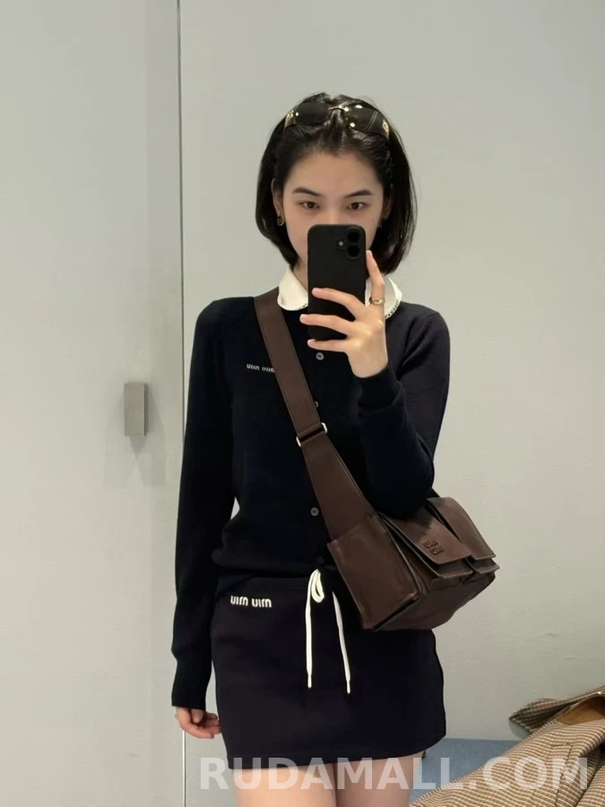 미우미우 미우미우 탈착식 카라 캐시미어 가디건 상세 이미지