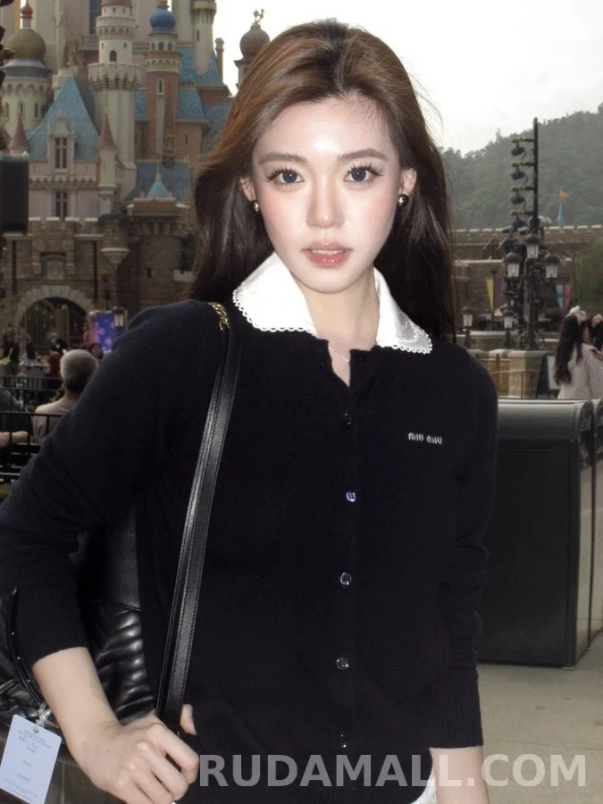 미우미우 미우미우 탈착식 카라 캐시미어 가디건 상세 이미지