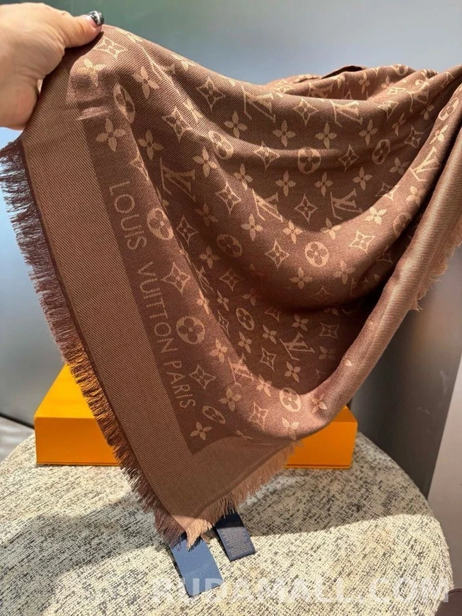 루이비통 루이비통 모노그램 숄 상세 이미지