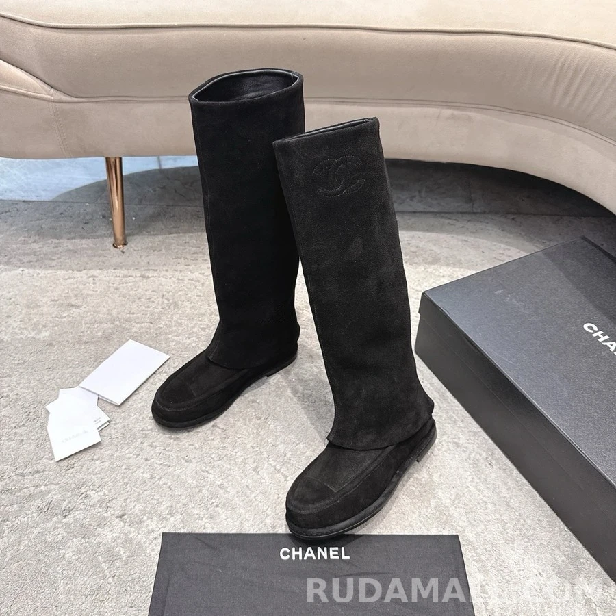 샤넬 샤넬 더블 C 스웨이드 롱 부츠 상세 이미지