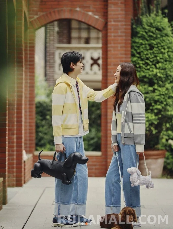 톰브라운 톰브라운 스트라이프 니트 후드 집업 상세 이미지