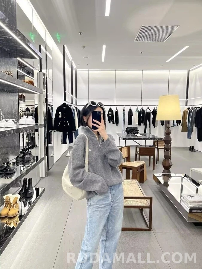셀린느 셀린느 트리옹프 자수 반집업 니트 상세 이미지