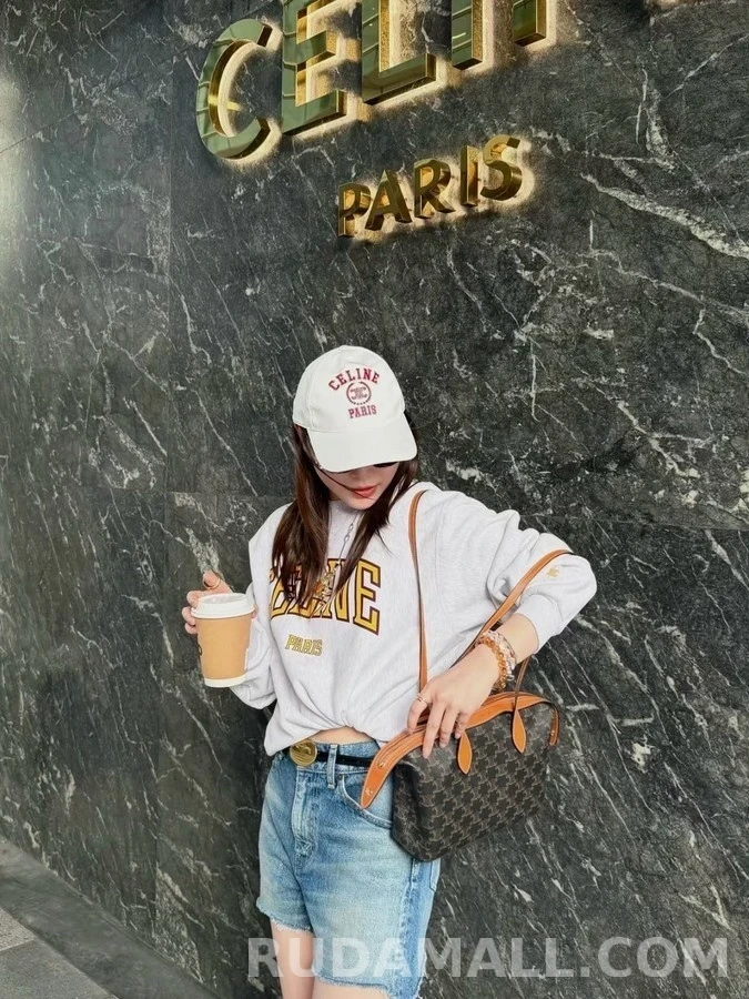 셀린느 셀린느 아치 레터링 맨투맨 상세 이미지