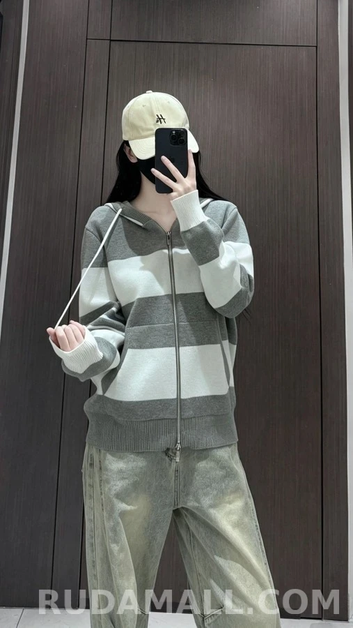 톰브라운 톰브라운 스트라이프 독 자수 후드 집업 상세 이미지