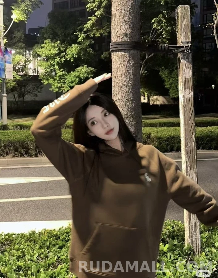 크롬하츠 크롬하츠 고딕 레터링 후드티 상세 이미지
