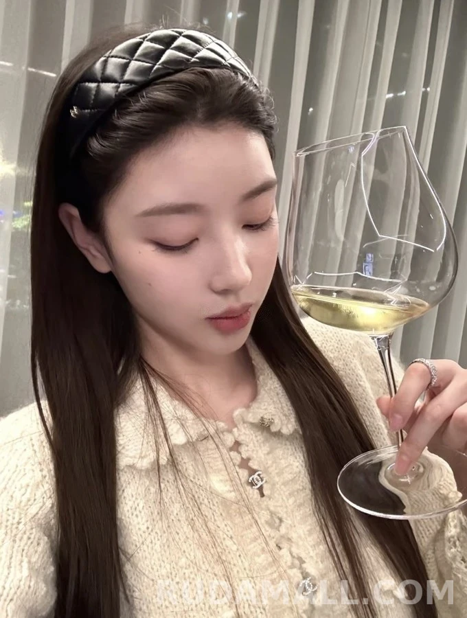 샤넬 샤넬 퀼팅 로고 헤어밴드 상세 이미지
