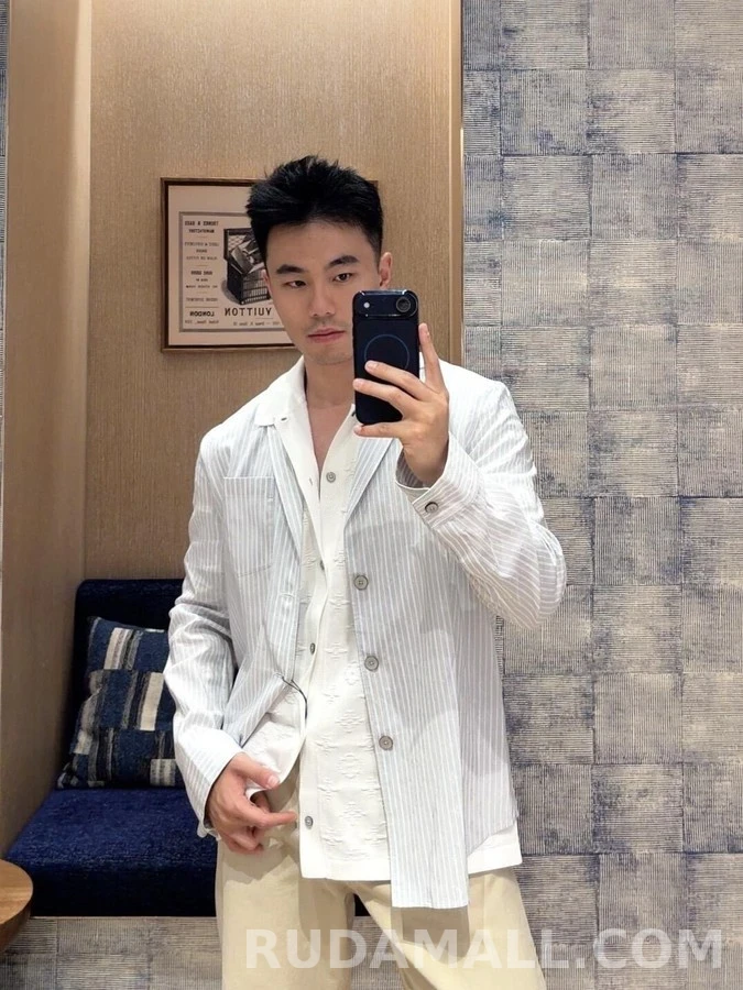 루이비통 루이비통 모노그램 스트라이프 긴팔 티셔츠 상세 이미지