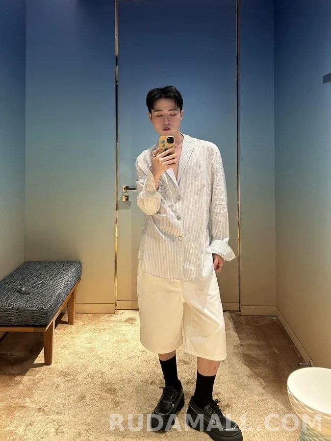 루이비통 루이비통 모노그램 스트라이프 긴팔 티셔츠 상세 이미지