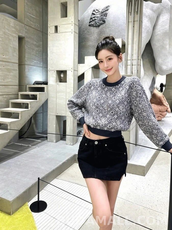 루이비통 루이비통 모노그램 자카드 긴팔 티셔츠 상세 이미지