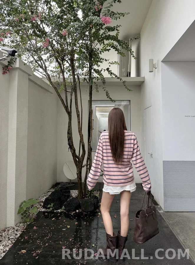 프라다 프라다 로고 스트라이프 긴팔 티셔츠 상세 이미지