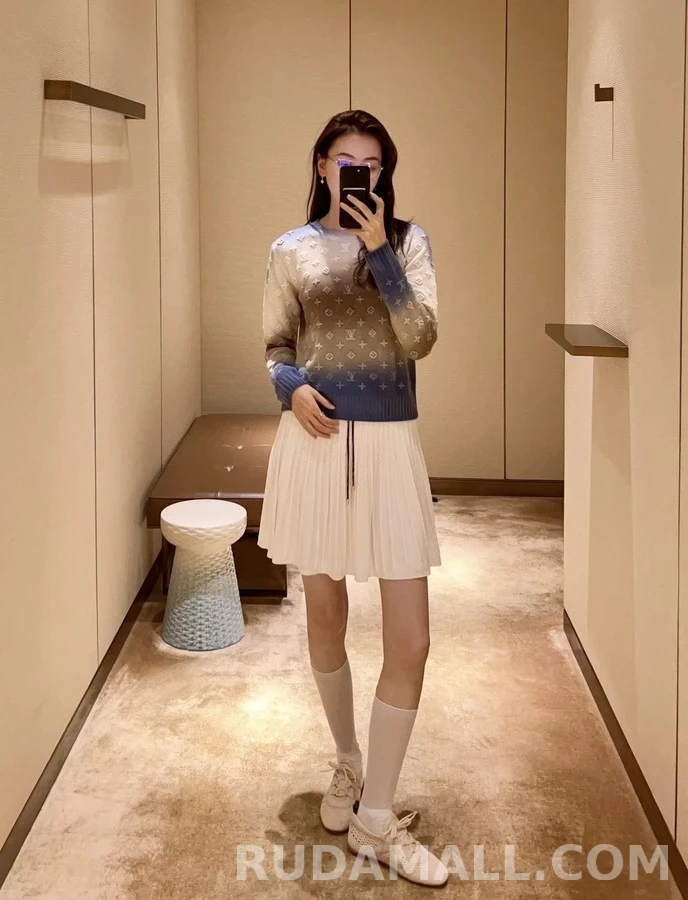 루이비통 루이비통 그라데이션 모노그램 니트 상세 이미지