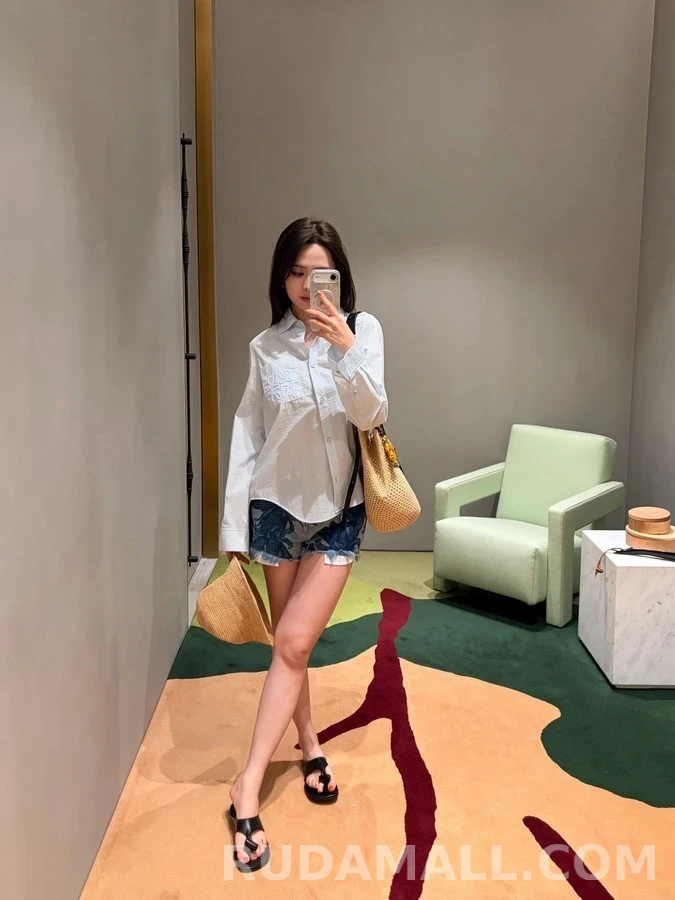 로에베 로에베 아나그램 자수 셔츠 상세 이미지