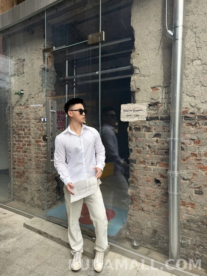 디올 디올 자수 긴팔 티셔츠 상세 이미지