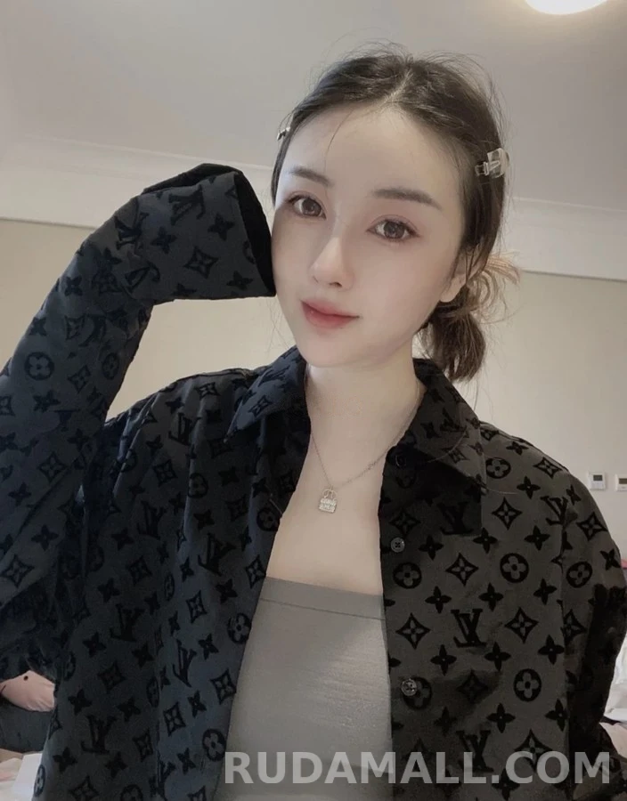루이비통 루이비통 모노그램 플록 셔츠 상세 이미지