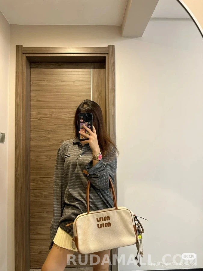 미우미우 미우미우 스트라이프 카라 긴팔 티셔츠 상세 이미지