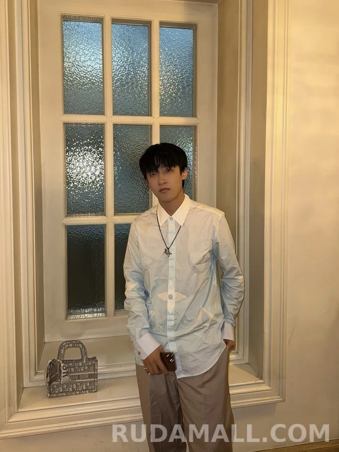 루이비통 루이비통 모노그램 프린트 셔츠 상세 이미지