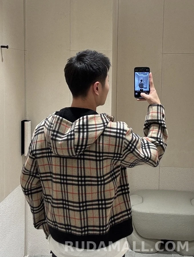 버버리 버버리 체크 실크 리버서블 후드 자켓 상세 이미지