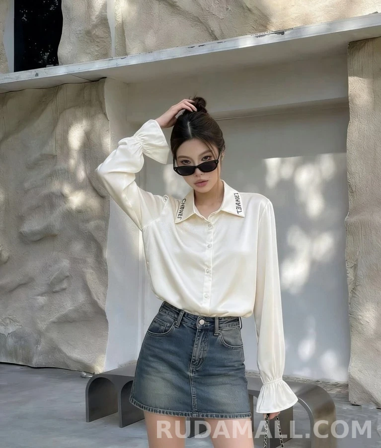샤넬 샤넬 레터링 새틴 셔츠 상세 이미지
