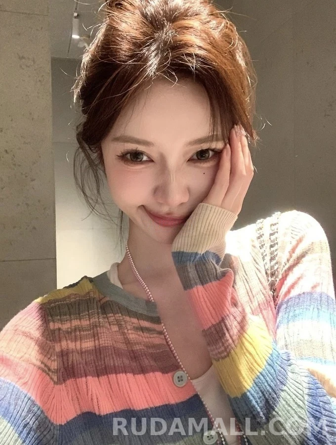 비비안 웨스트우드 비비안 웨스트우드 컬러 스트라이프 가디건 상세 이미지