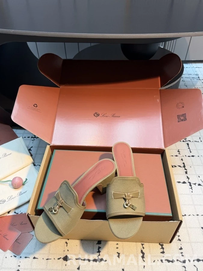 로로피아나 로로피아나 메탈 버클 캔버스 뮬 상세 이미지