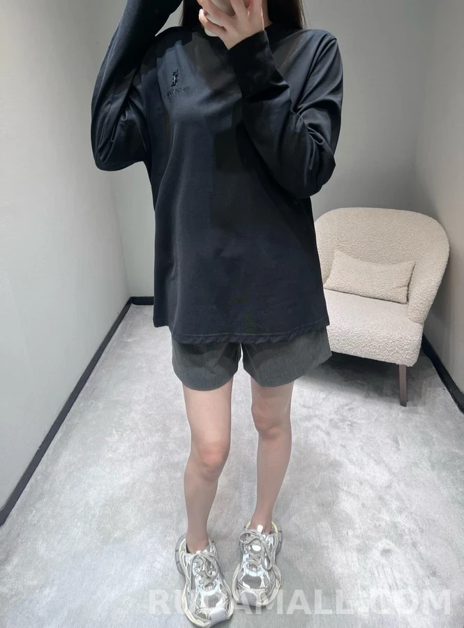 생로랑 생로랑 라운드넥 긴팔 티셔츠 상세 이미지