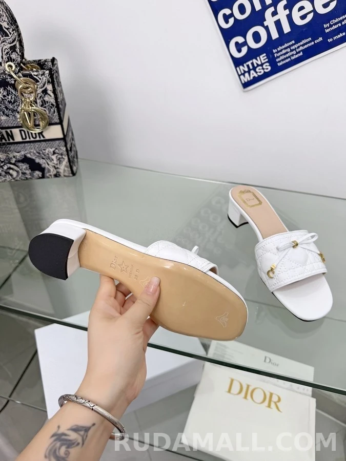디올 디올 까나쥬 퀼팅 뮬 힐 상세 이미지