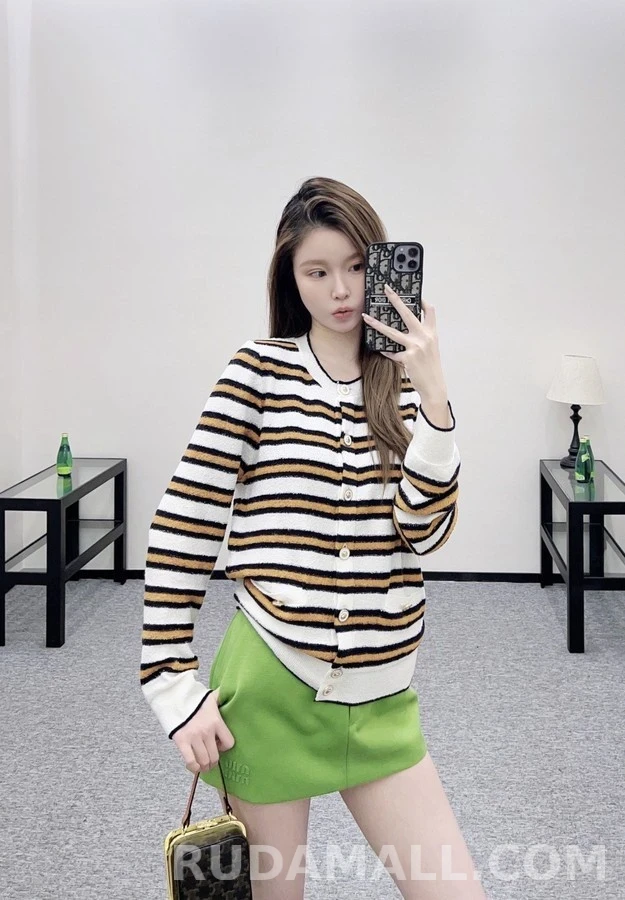 샤넬 샤넬 원넥 니트 스트라이프 가디건 상세 이미지