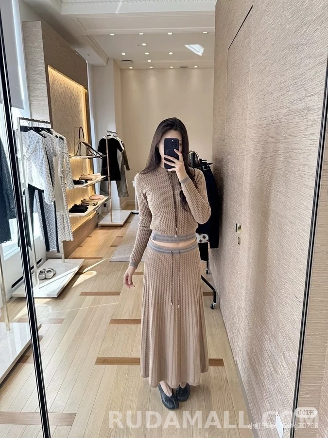 루이비통 루이비통 드로스트링 케이블 니트 스커트 상세 이미지