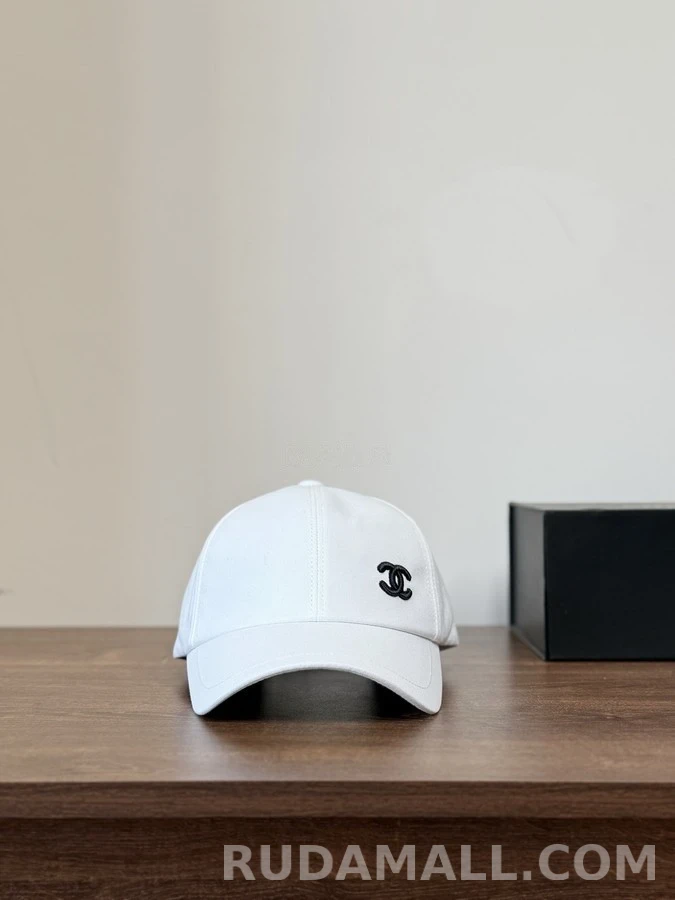 샤넬 샤넬 더블 C 자수 볼캡 상세 이미지