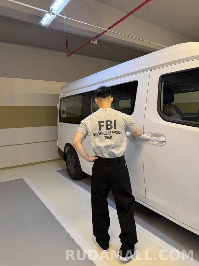 몽클레어 몽클레어 드로스트링 워크웨어 팬츠 상세 이미지