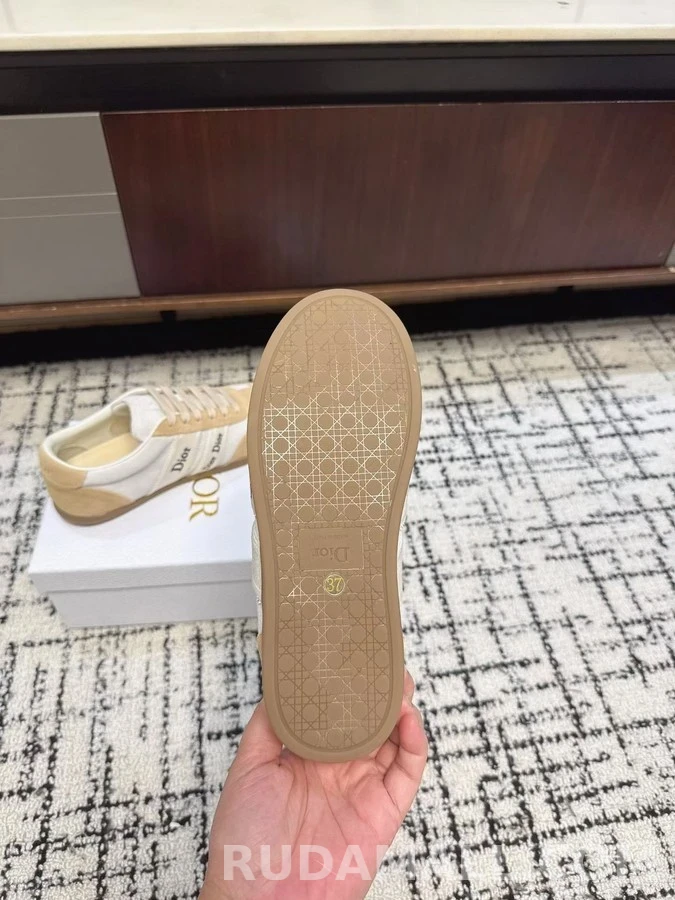 디올 디올 레터링 독일군 스니커즈 상세 이미지