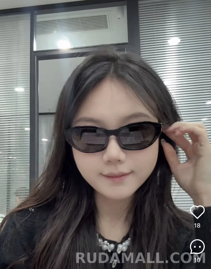 미우미우 미우미우 로고 캣아이 선글라스 상세 이미지